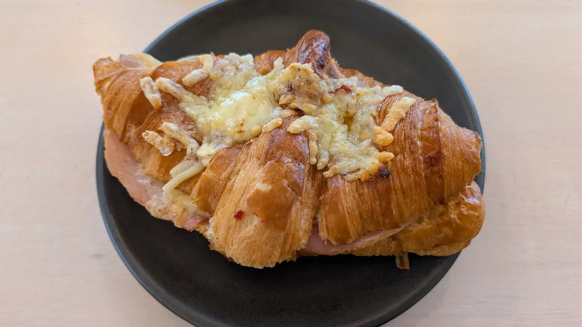 Gluten-Free Bakery bakes